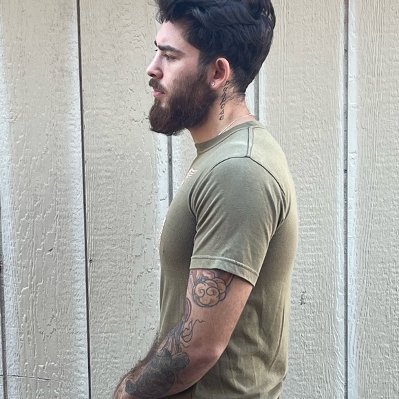 Vintage 90s Men’s Army Green Calvin Klein Graphic T-Shirt - Picture 3 of 9